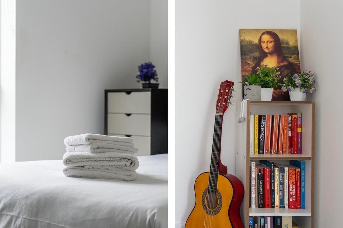 Deluxe Double Bed In Shared Apt Near Canary Wharf, City Airport & O2 Arena With Thames View London Bagian luar foto